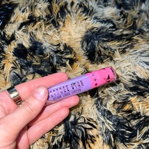 Jeffree Star Velour Liquid Lipstick in Blow Pony